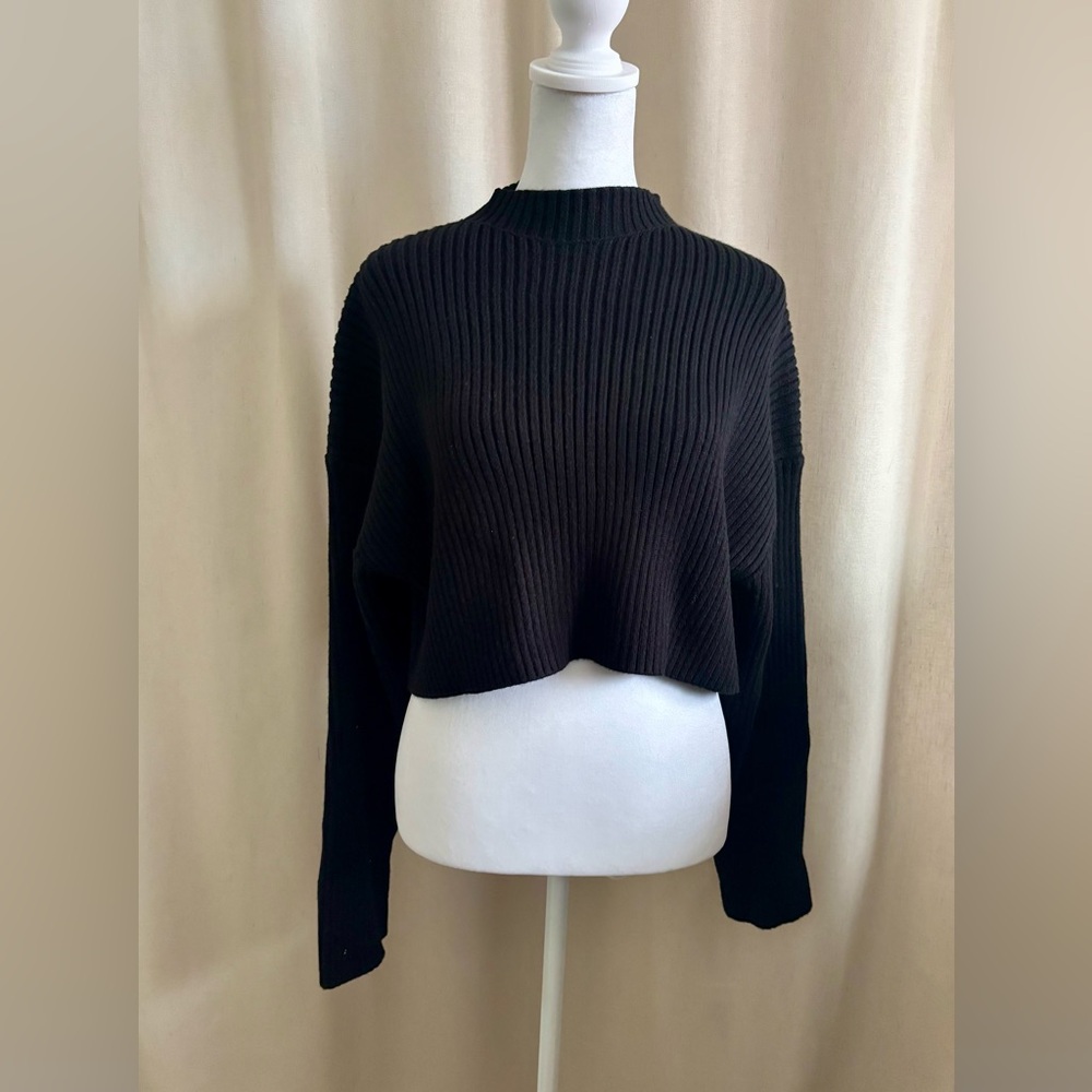 Mable Cropped Ribbed Sweater | Size M